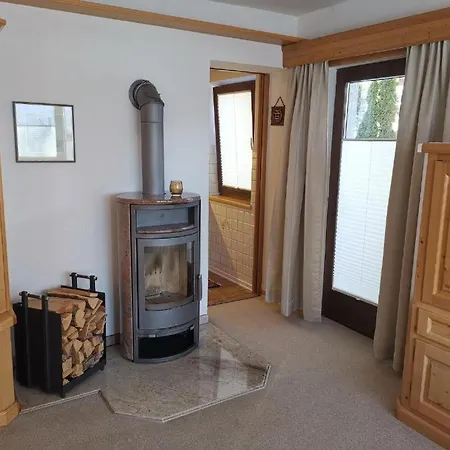 Haus Annelies 3 By Moni-care Apartmán *