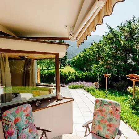 Daire Haus Annelies 3 By Moni-care Seefeld in Tirol