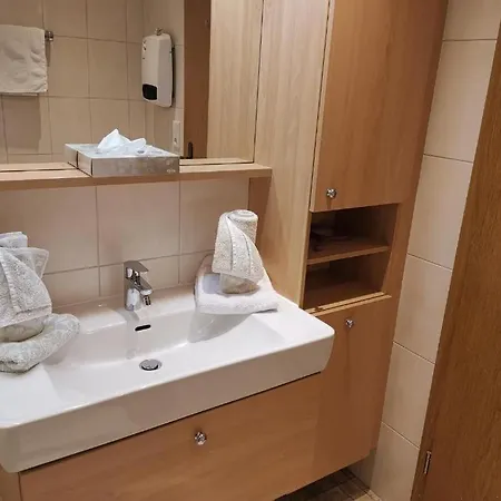 Haus Annelies 3 By Moni-care Apartman